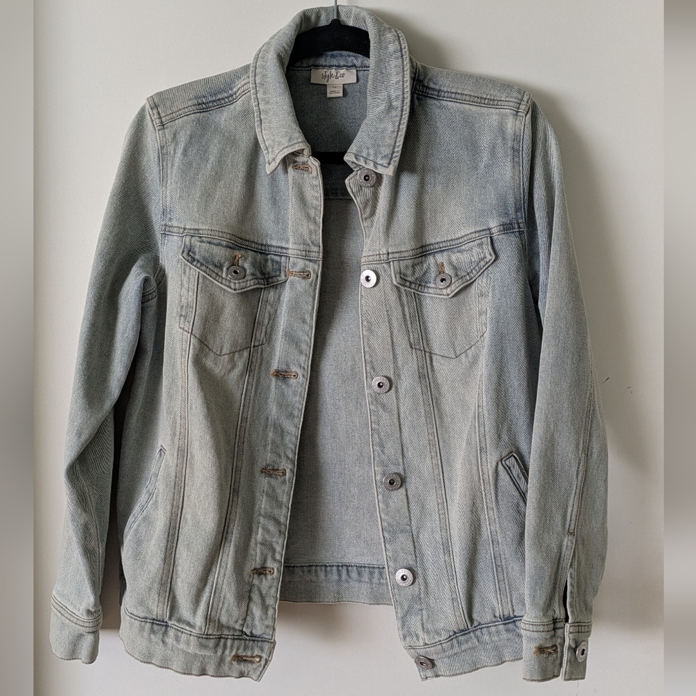 Style & Co Light Wash Denim Jean Jacket